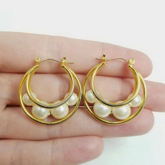 Vintage Gold Tone Hoop Earrings with Faux Pearls, Lightweight, Classic Estate - Picture 1 of 7